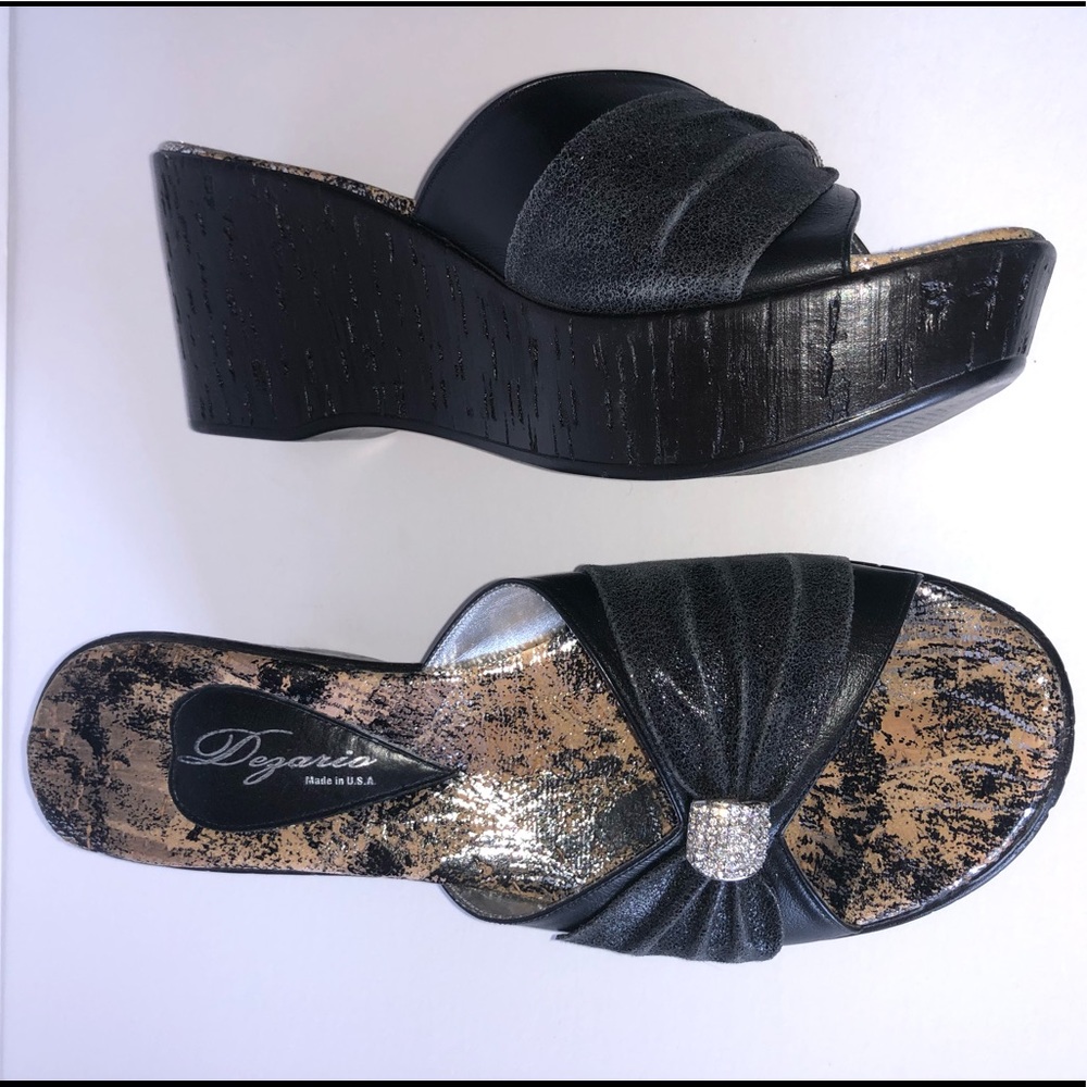 DEZARIO Black Wedge Sandal
